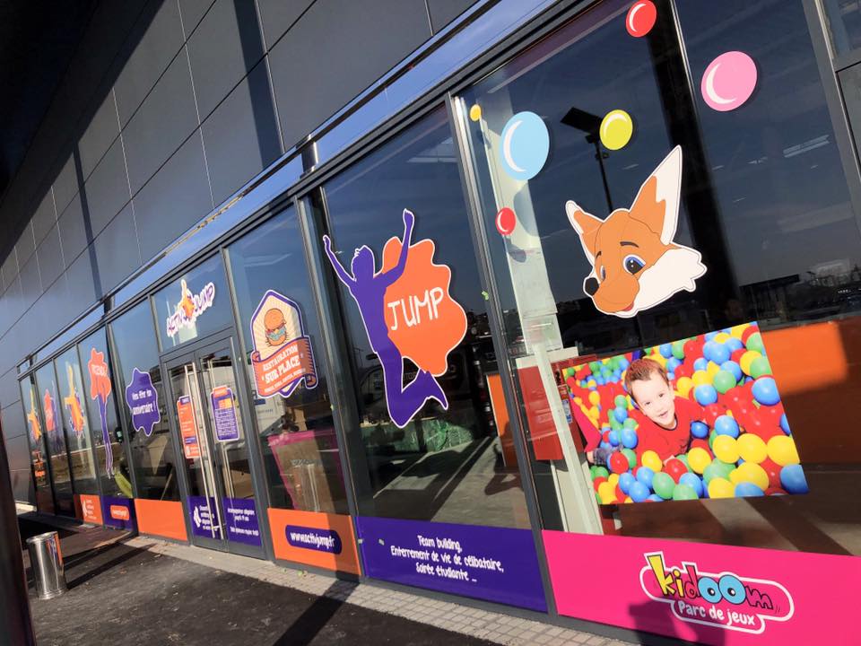 Kidoom Châlons - Parc de jeux, trampolines, karaoké, laser game